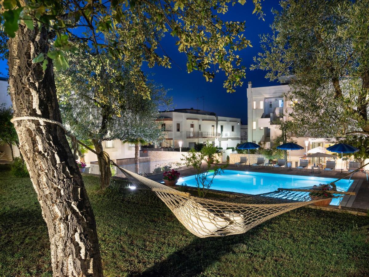 Soggiornare vicino alla Valle dei Trulli: 8 Hotel per Famiglie a Confronto